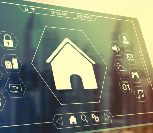 Qué es la domótica | Las casas inteligentes ya están aquí y esto es lo que necesitas saber casa-inteligente-tablet