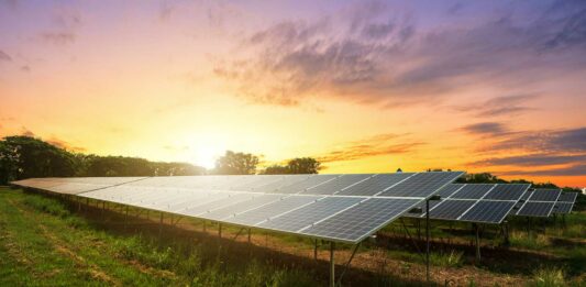 Tipos de paneles solares | Conoce sus características, usos y eficiencia paneles-solares