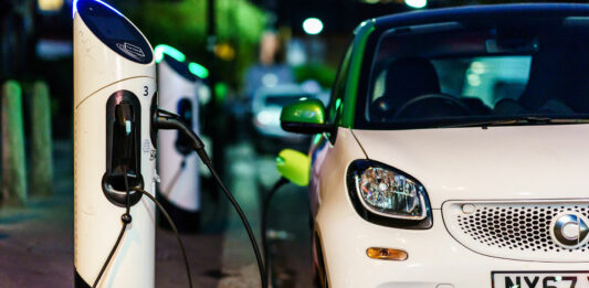 Los 20 mejores coches híbridos enchufables | Modelos y especificaciones coches híbridos enchufables