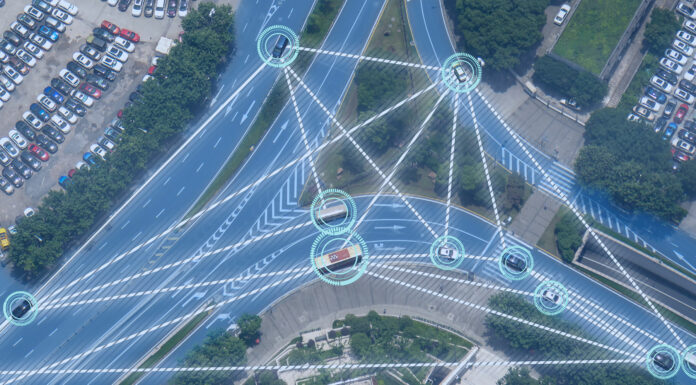 Comunicación Car-to-X | Tecnología para más seguridad en las carreteras Comunicación Car-to-X |