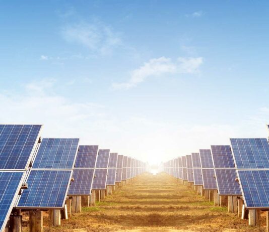 ¿Cómo funcionan los paneles solares? | Placas fotovoltaicas y térmicas cómo funcionan los paneles solares