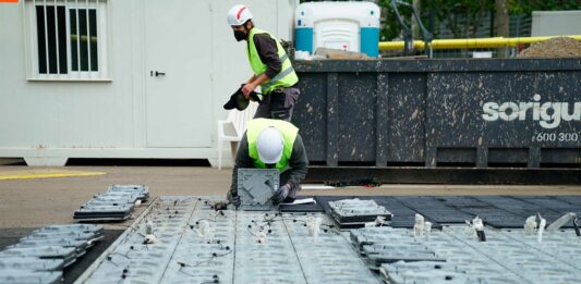 Se instala en Barcelona el primer pavimento de España con energía solar 1-Barcelona-pavimrento-solar-1