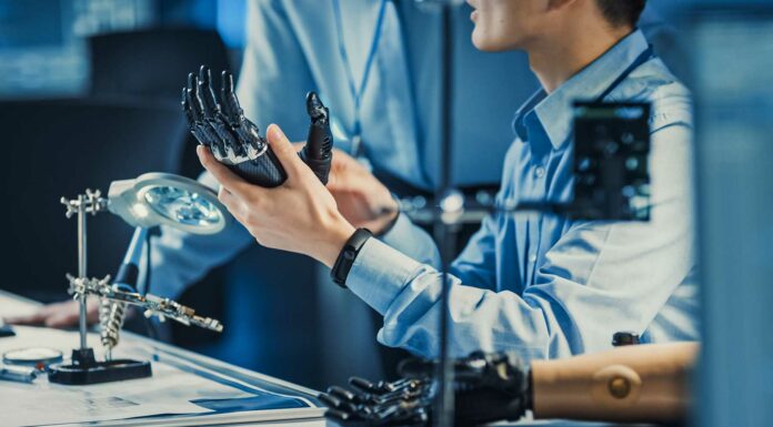 Científicos agregan el sentido del tacto a un brazo robótico controlado por la mente Brazo-robótico