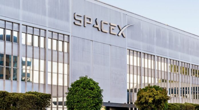 SpaceX quiere convertir CO2 de la atmósfera en combustible para ir a Marte