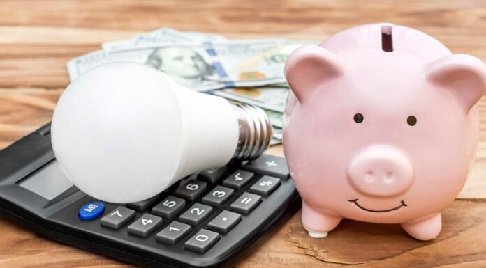 ¿Qué ocurrirá con el precio de la luz durante el verano? factura de la luz este verano