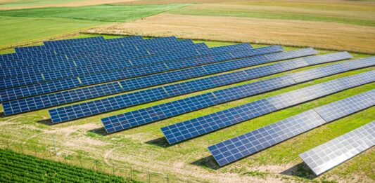 Ventajas y desventajas de los paneles solares | Beneficios vs. Inconvenientes