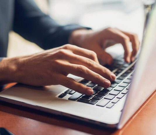 ¿Cómo hacer una grabación de vídeo de la pantalla de la PC? mejores laptops 2022