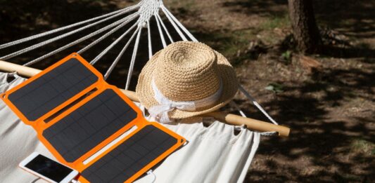 Paneles solares portátiles | Qué son, cómo funcionan, ventajas