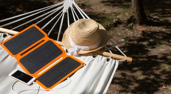 Paneles solares portátiles | Qué son, cómo funcionan, ventajas
