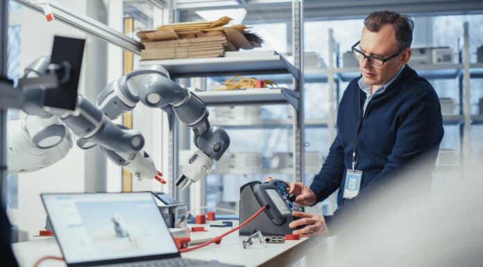 Tipos de robots industriales | ¿Cuántos existen y cuáles son sus usos? Tipos de robots industriales