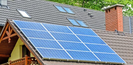 Paneles solares y domótica: una combinación eficiente