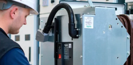 ¿Cómo ayuda un controlador de condensador a reducir los costos de energía? ventajas del controlador de condensador para reducir costos de energía