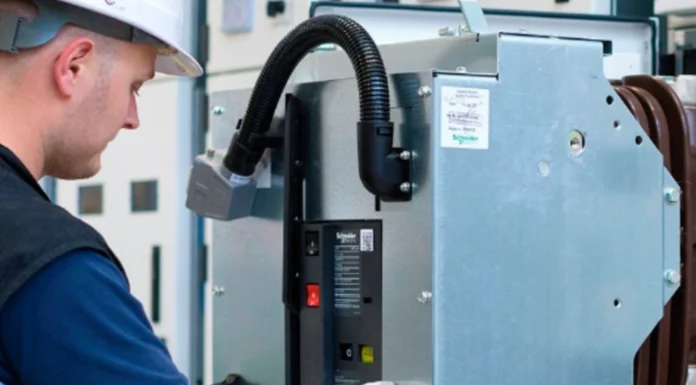 ¿Cómo ayuda un controlador de condensador a reducir los costos de energía? ventajas del controlador de condensador para reducir costos de energía