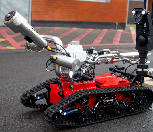 Robot bombero británico | Una innovación para salvar vidas robot bombero británico
