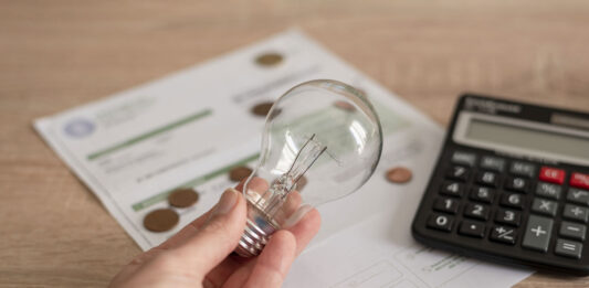 Cambios en las tarifas PVPC y cómo va a afectar a tu factura de la luz en 2026 cambios-en-las-tarifas-pvpc-y-en-las-facturas-de-la-luz-en-espana-en-2026