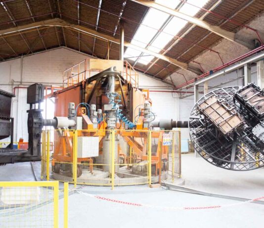 Qué es el rotomoldeo y cómo se diferencia de otras tecnologías termoplásticas que-es-el-rotomoldeo