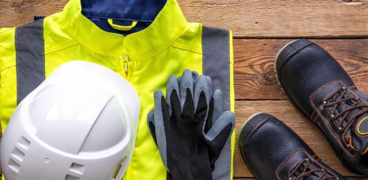 Adaptación de materiales de ropa deportiva a la ropa de trabajo el-uso-de-los-materiales-de-la-ropa-deportiva-en-la-ropa-de-trabajo
